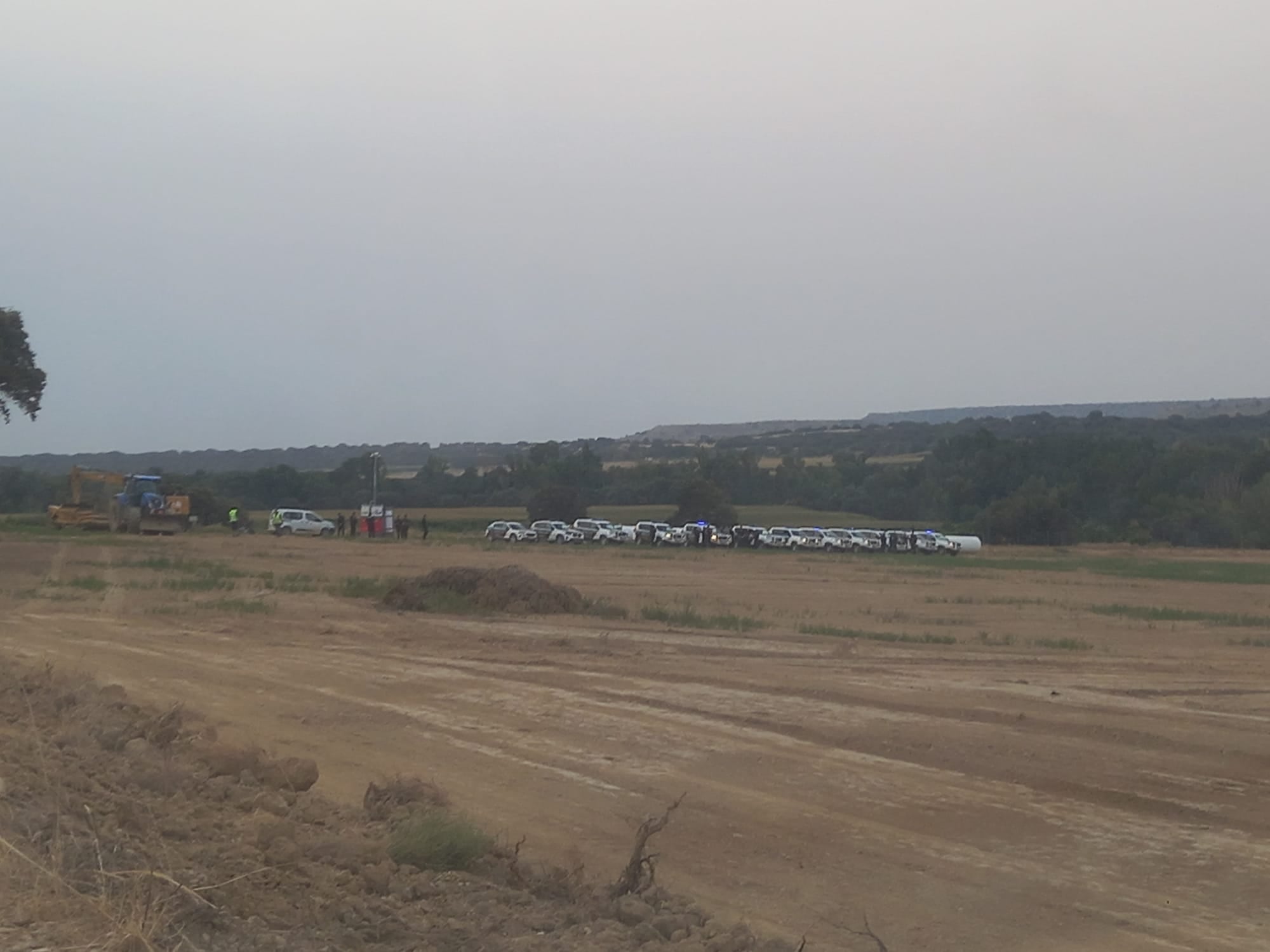 Imagen remitida a los medios del despliegue de la Guardia Civil en Salillas.