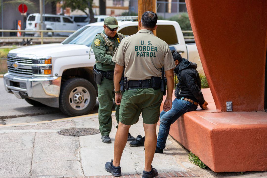 EEUU lleva a cabo la mayor redada contra la inmigración irregular de la década con casi 700 detenidos 