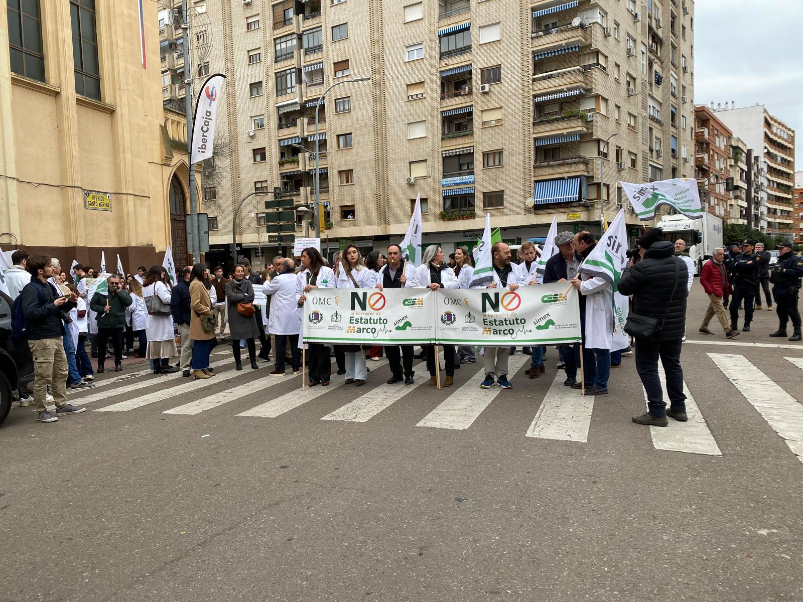 Manifestación de los médicos en Badajoz
