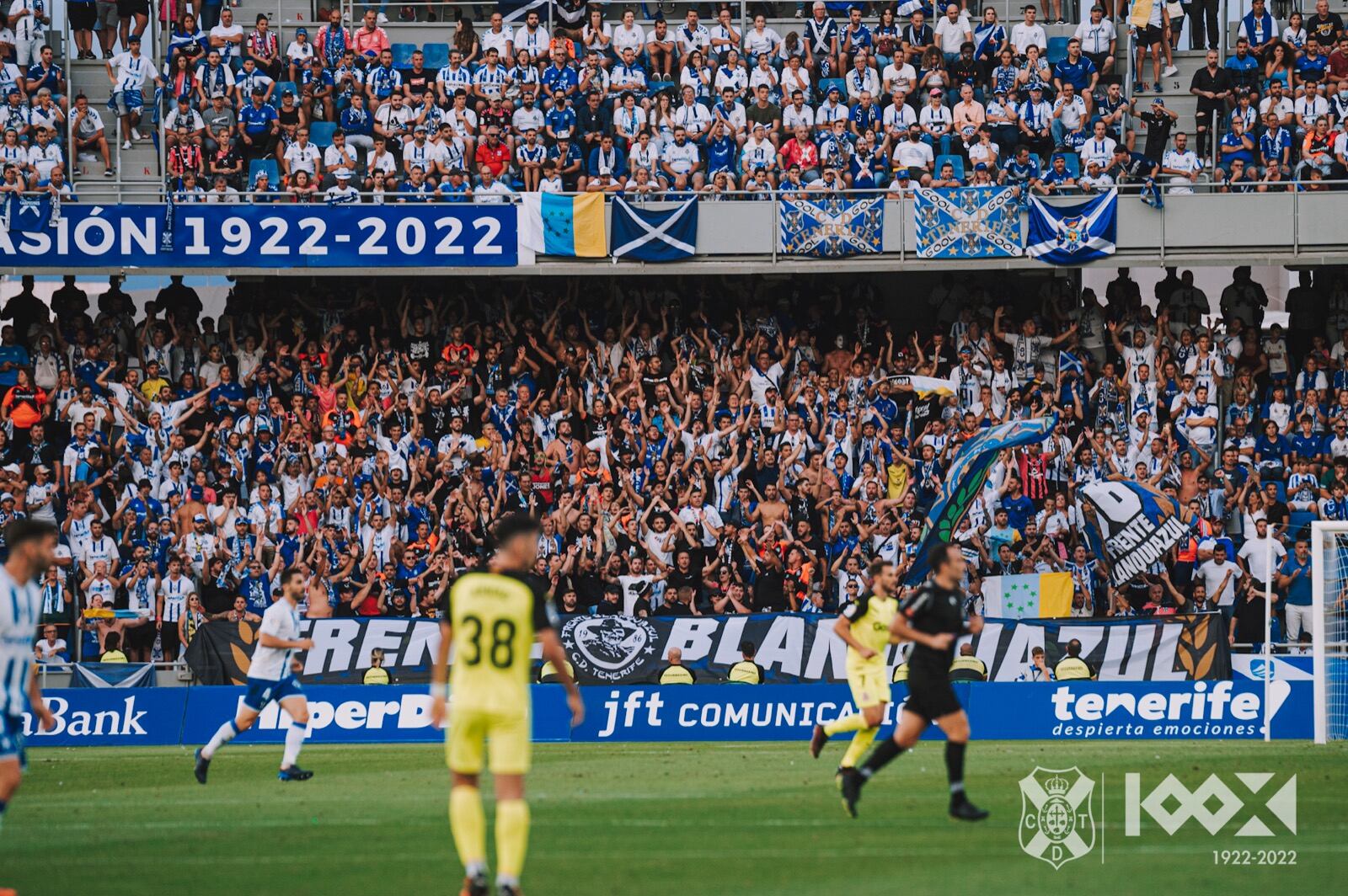 El Tenerife se quedará otra temporada en Segunda División.