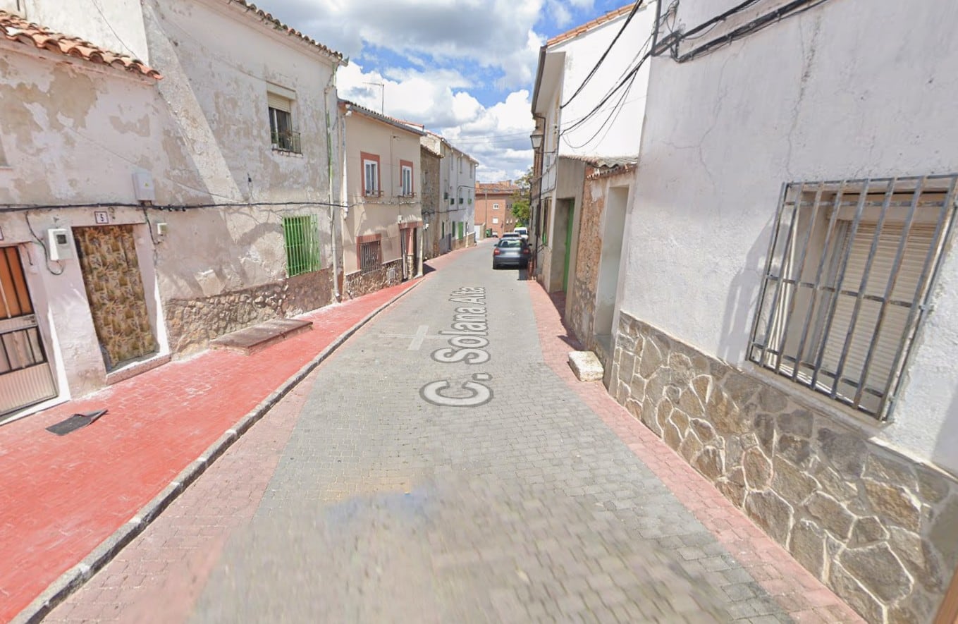 Calle Solana Alta (Mondéjar). © Google, ©2025 Maxar Technologies, etc.).
