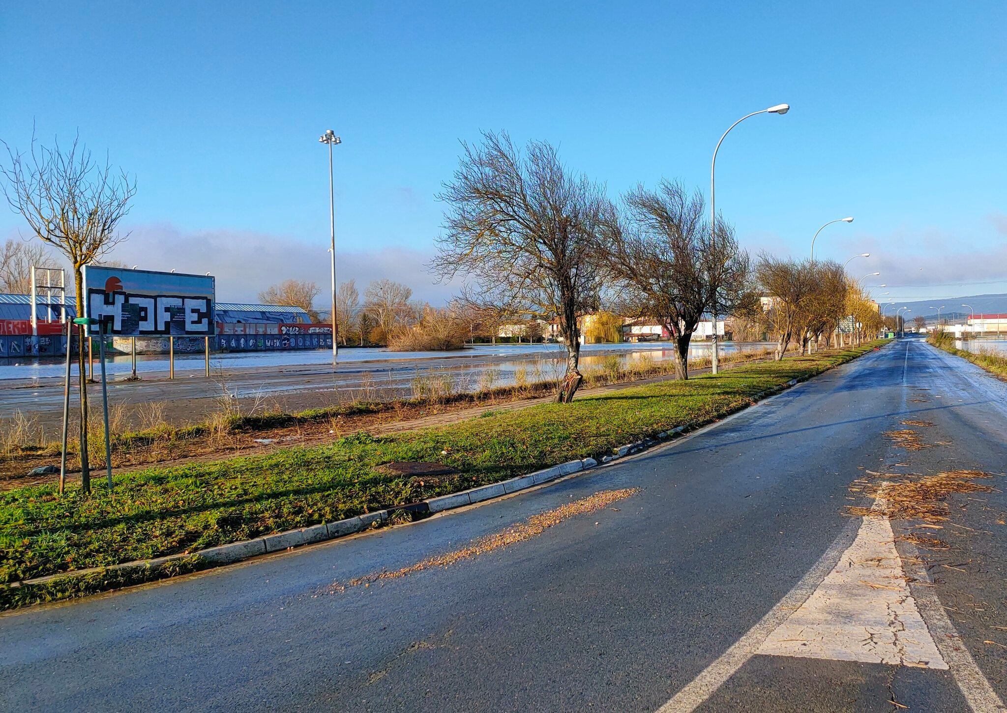 El antiguo Eroski de Asteguieta durante las inundaciones de diciembre de 2021