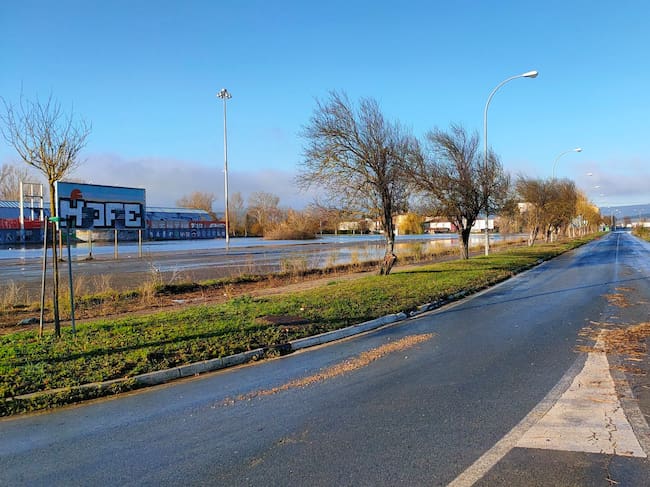 El antiguo Eroski de Asteguieta durante las inundaciones de diciembre de 2021