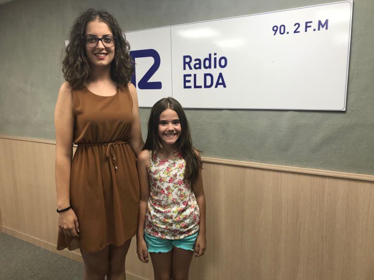 Ana Ruano, Fallera Mayor de Elda 2018, y Lucía Plaza, Fallera Mayor Infantil 2018