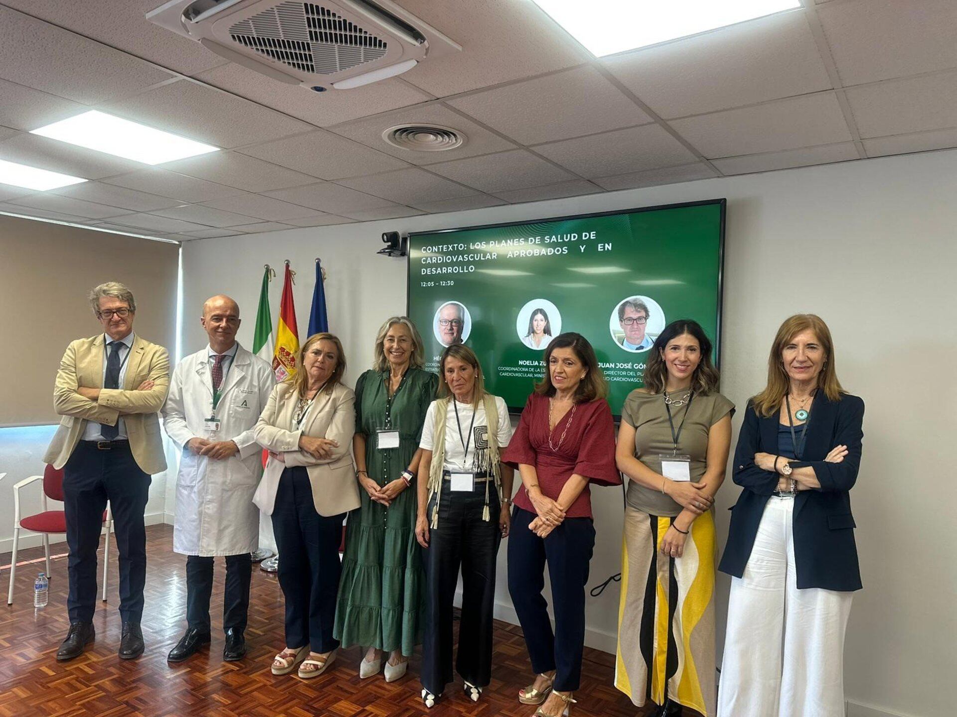 26/09/2025 Rocío Hernández (4ª izda.), en la presentación del proyecto Detect-SHD.