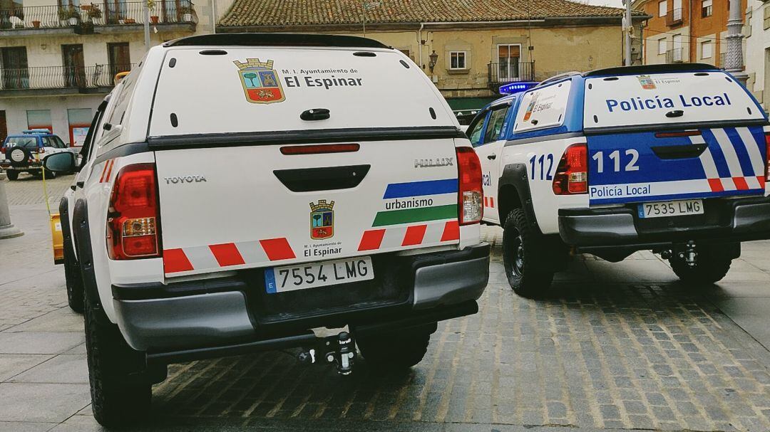 Los todoterrenos adquiridos por el Ayuntamiento de El Espinar son dos Toyota Hilux