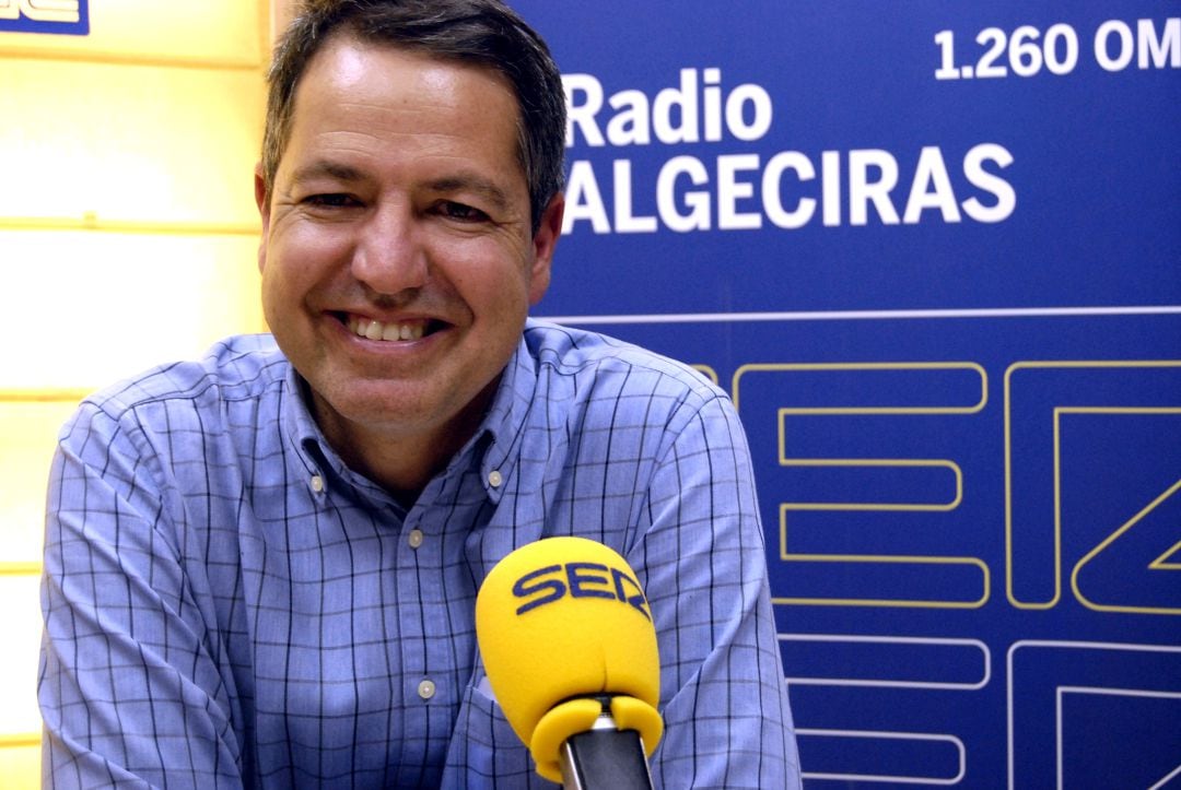 José Manuel Serrano nos ha presentado su novela "Las cosas que no pude contarte".