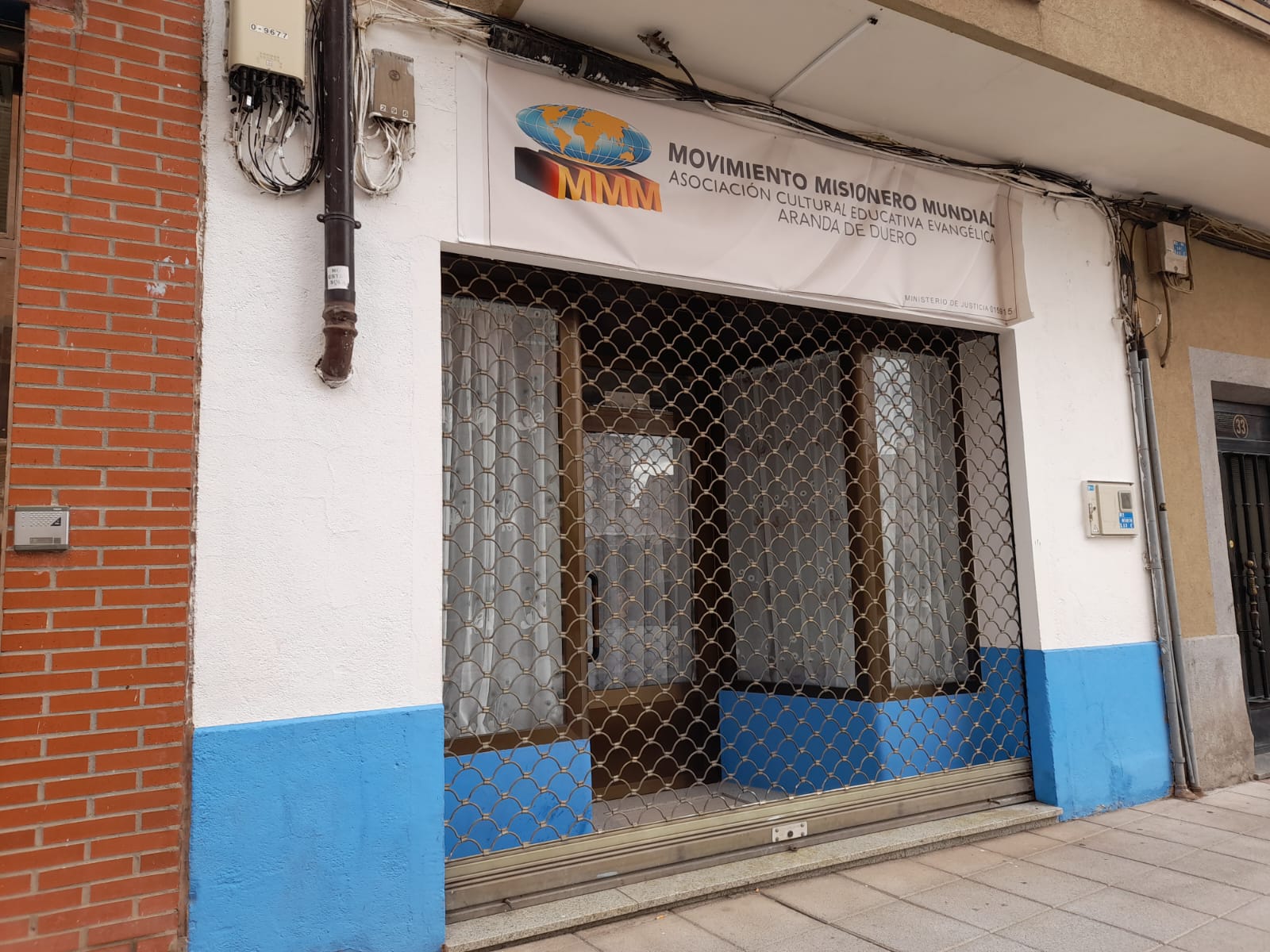 Local donde se ubica el Movimiento Misionero Mundial en la calle San Gregorio de Aranda