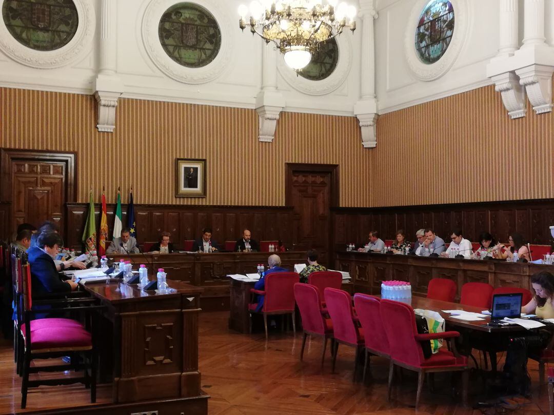 Pleno de la Diputación Provincial de Jaén.