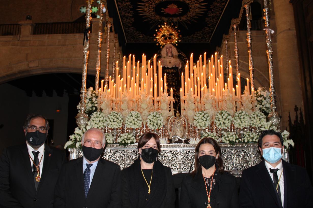 Autoridades en la procesión del Santo Entierro en Ciudad Real