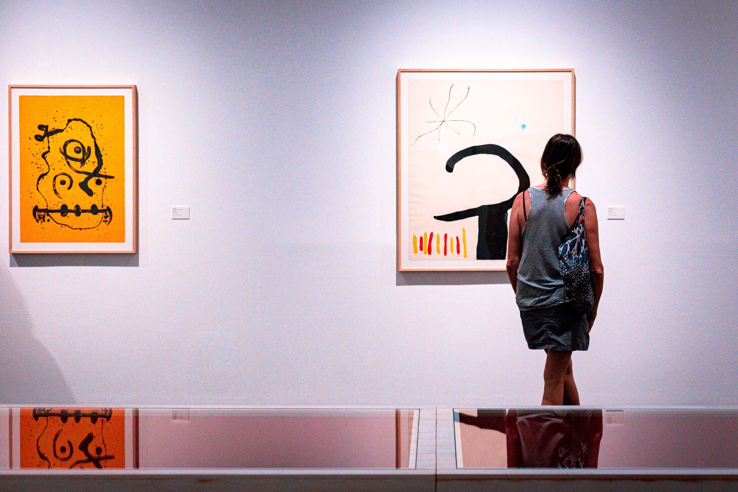 La exposición ‘El lenguaje del color. Miró íntimo’ está compuesta por más de 60 piezas