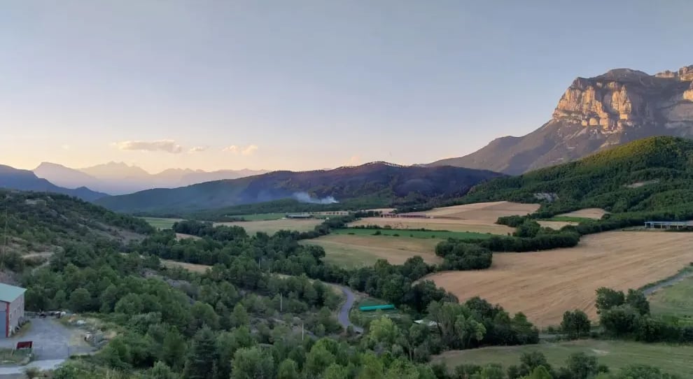 Sobrarbe se muestra unido y agradecido por la implicación de todas las instituciones, particulares y vecinos en su lucha contra el incendio que se produjo en el municipio de El Pueyo de Araguás