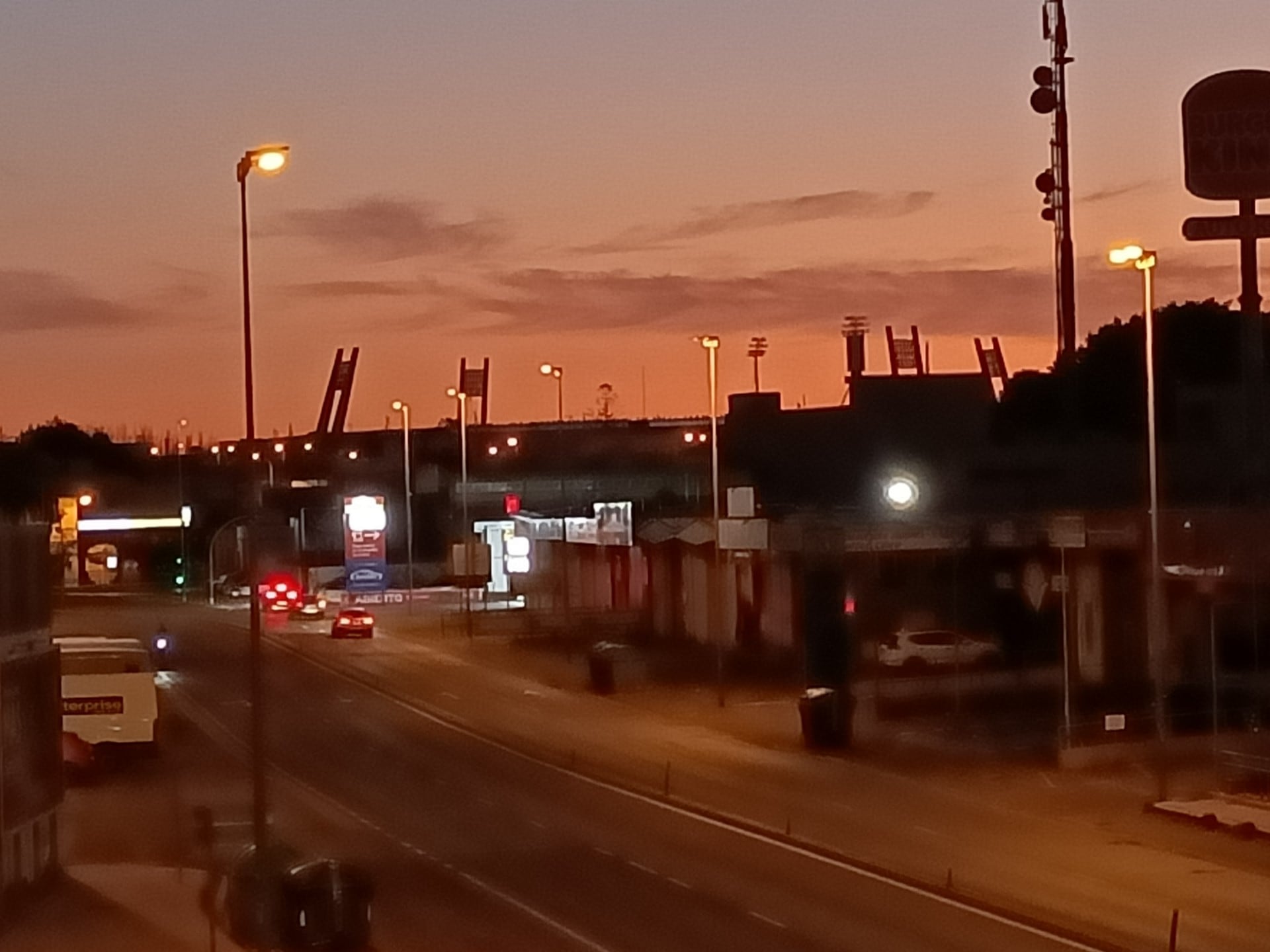 Algo pasa en el estadio Mediterráneo que el Almería no gana.