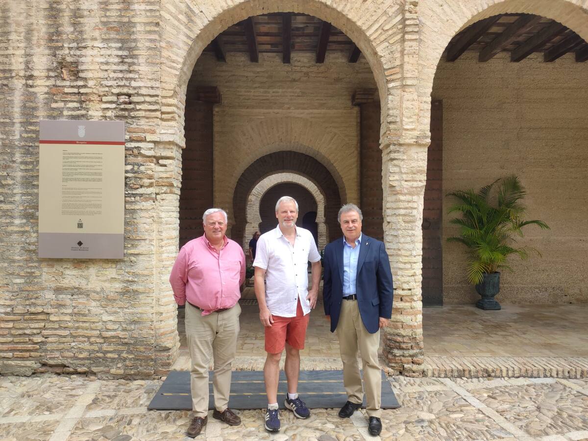 El alcalde de York visita la ciudad para apoyar la candidatura Jerez 2031, Capital Europea de la Cultura
