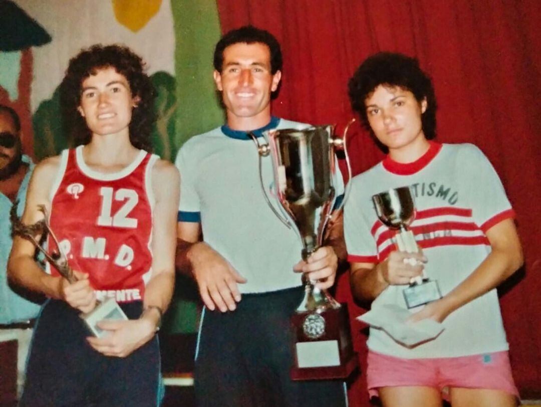 Ascensión a la derecha de la imagen 