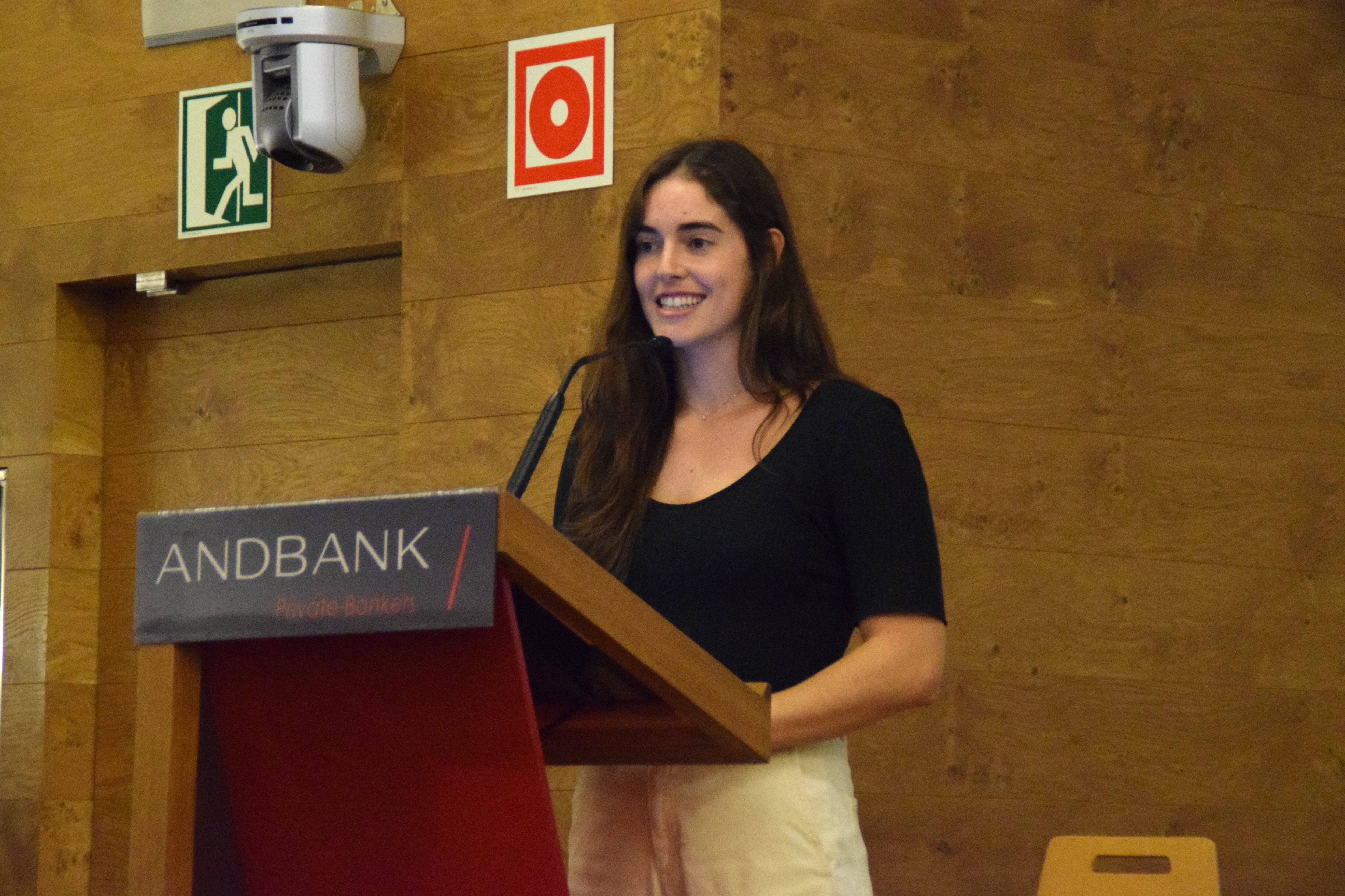 Nàdia Tudó, durant el seu discurs de comiat