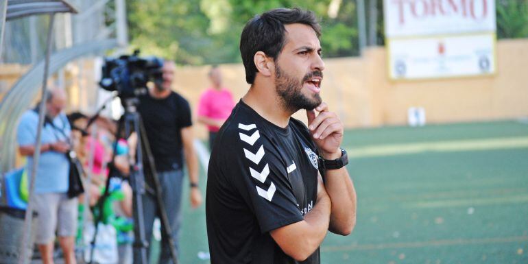 Luis Ayllón, entrenador del UD Sanse