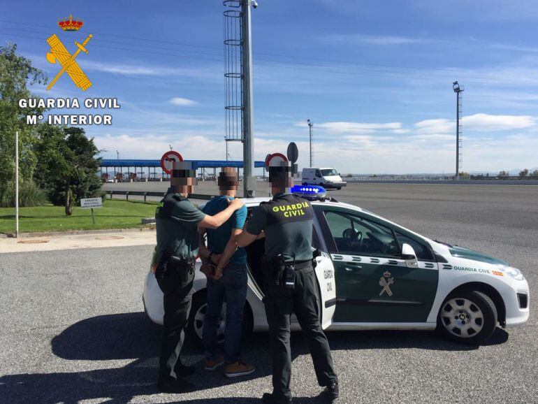 Momento de la detención del individuo por tráfico de drogas