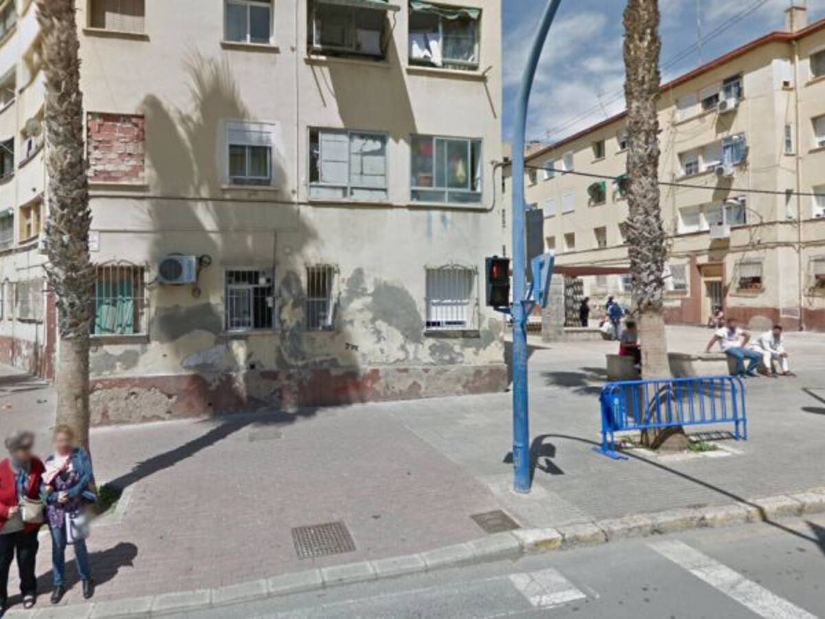 “Vivimos en un barrio que parece un escenario de la Guerra Mundial”