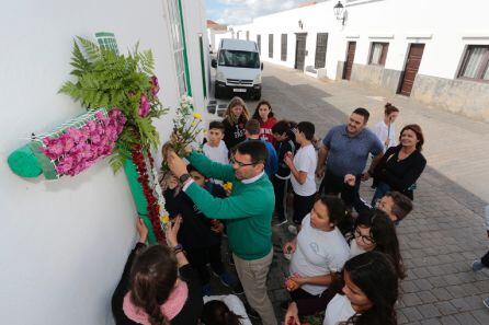 Enramado de una de las cruces de la Villa de Teguise.