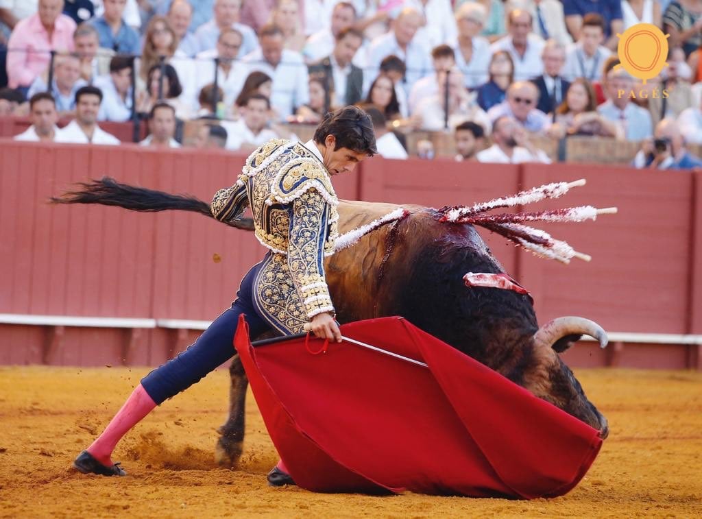 Castella se dobla con el primero de su lote