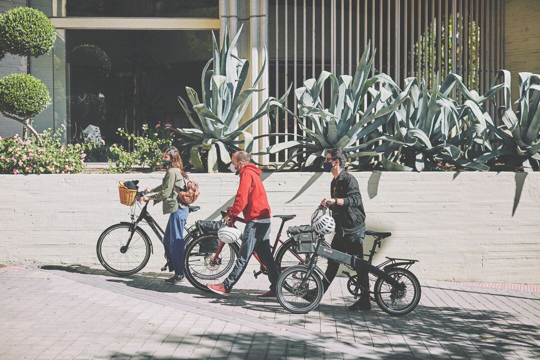 Tres de los modelos de bicicletas de la oferta de Bive en Sevilla 