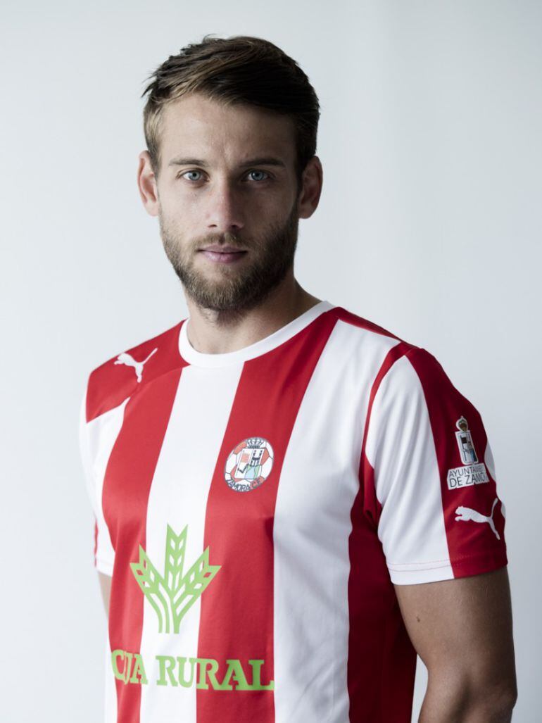 Rubén Moreno con la camiseta del Zamora