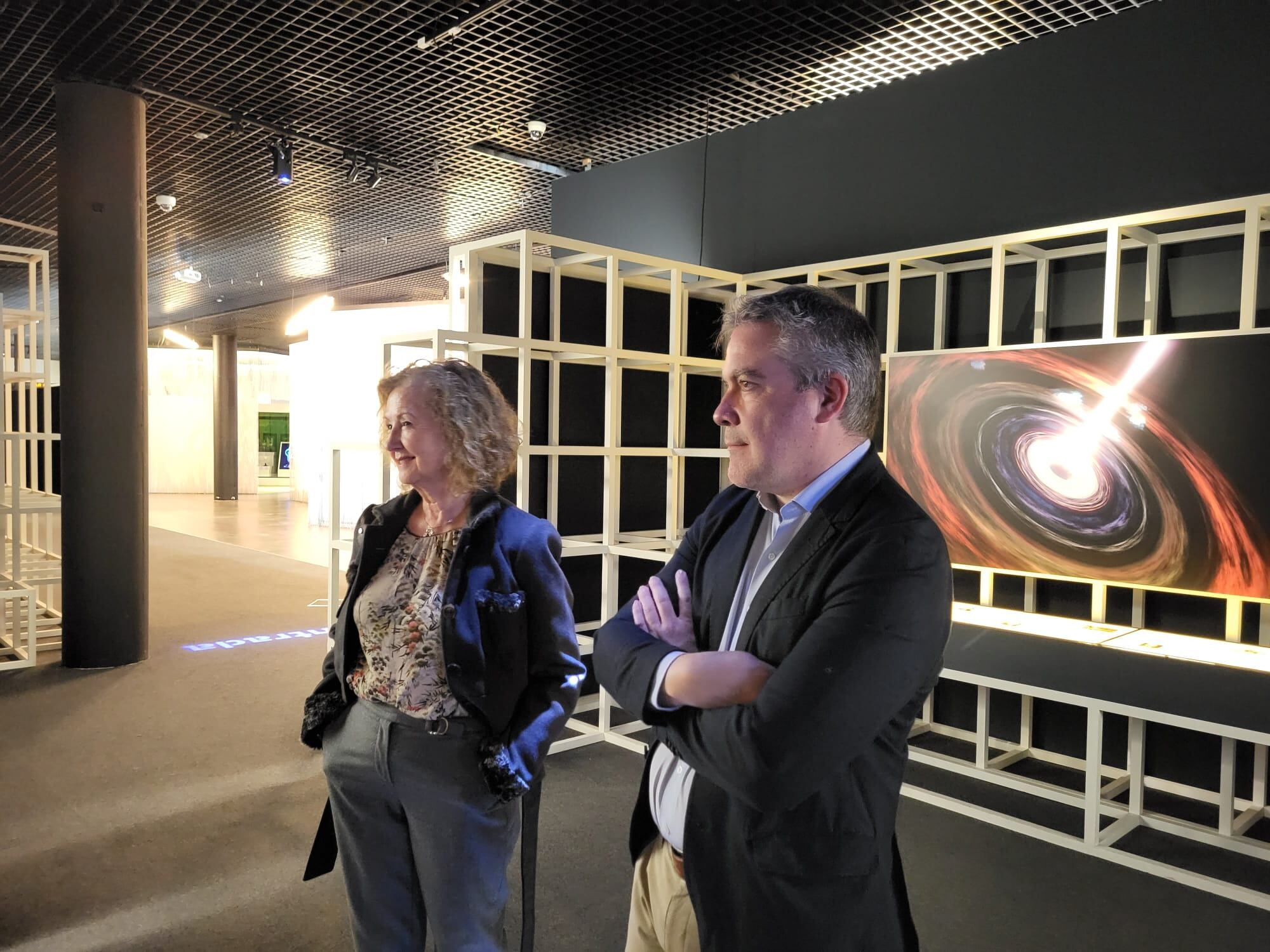 El portavoz del PSOE, Ángel Sánchez Sanguino visitando el Museo Nacional de Ciencia y Tecnología de Alcobendas