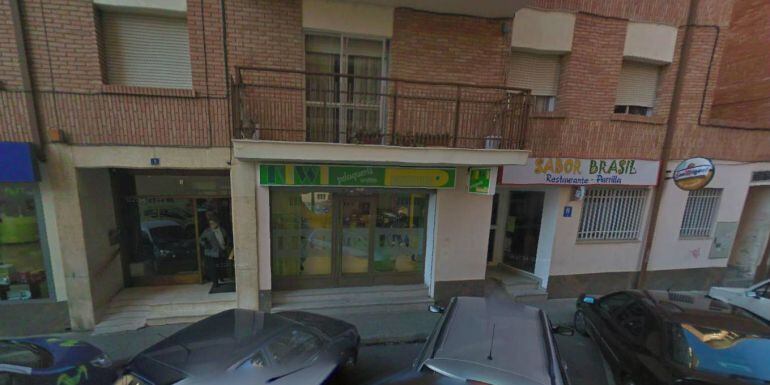 Portal del edificio en el que han tenido lugar los supuestos hechos