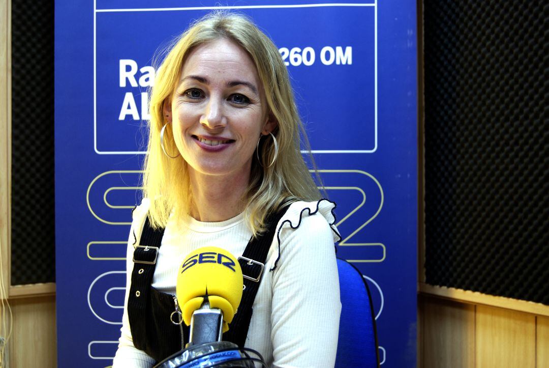 Hege H. Leivestad durante su intervención en Hoy por Hoy Campo de Gibraltar