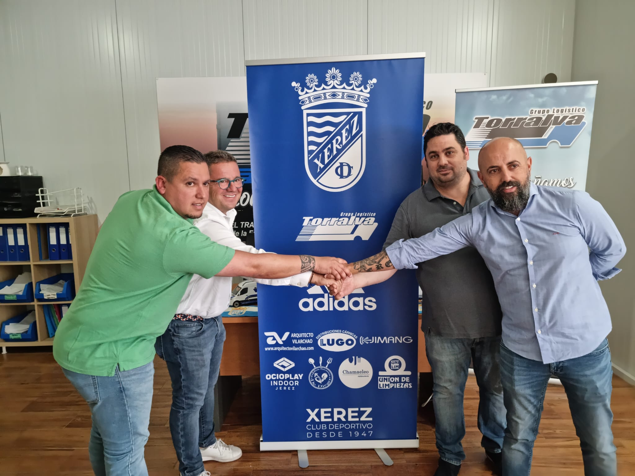 Presentado el acuerdo del Xerez CD con Adidas