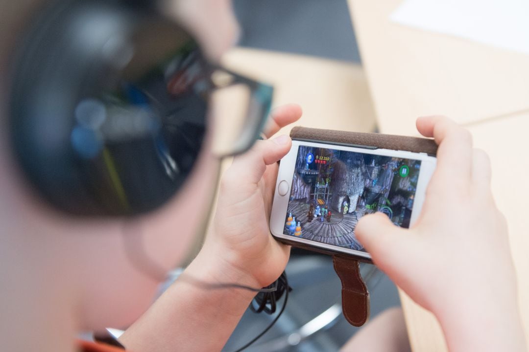 Uso de los teléfonos móviles en los colegios