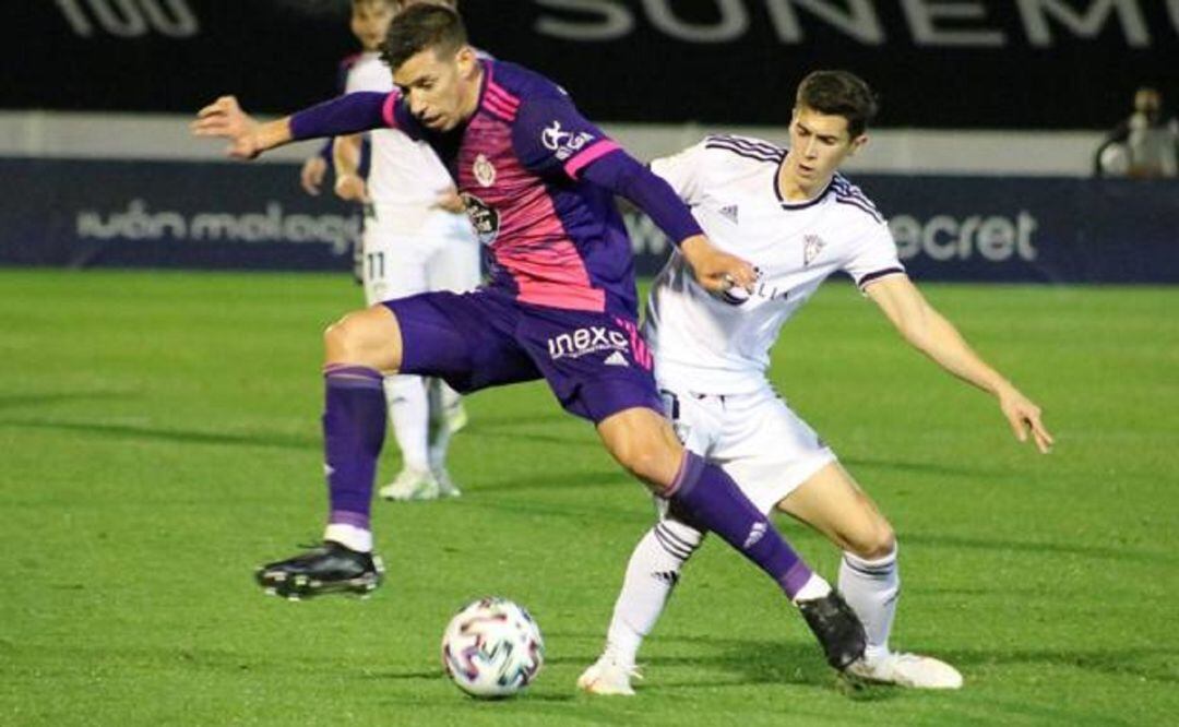 Nacho ante el Valladolid.