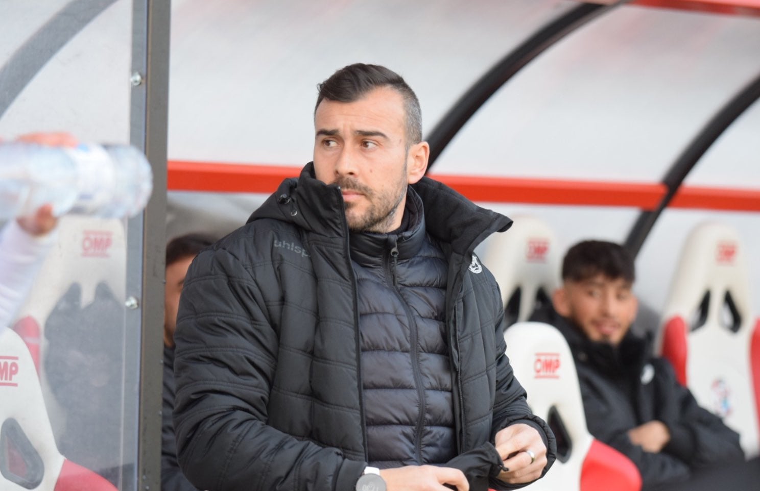 Yago Iglesias, en el banquillo del Zamora durante un partido de una temporada anterior