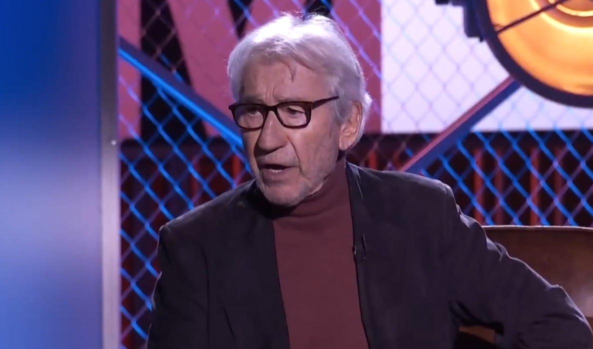 José Sacristán declamando una canción de Bad Bunny en 'Al margen de todo'