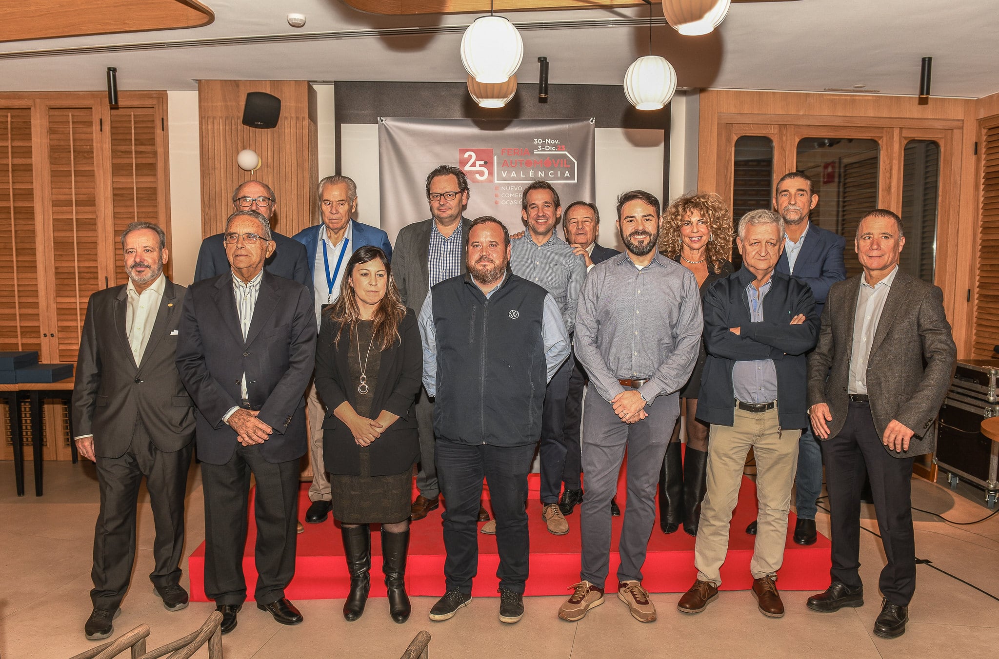 La Feria del Automóvil de València celebró un encuentro con expositores, empresarios y representantes del sector y de los medios de comunicación