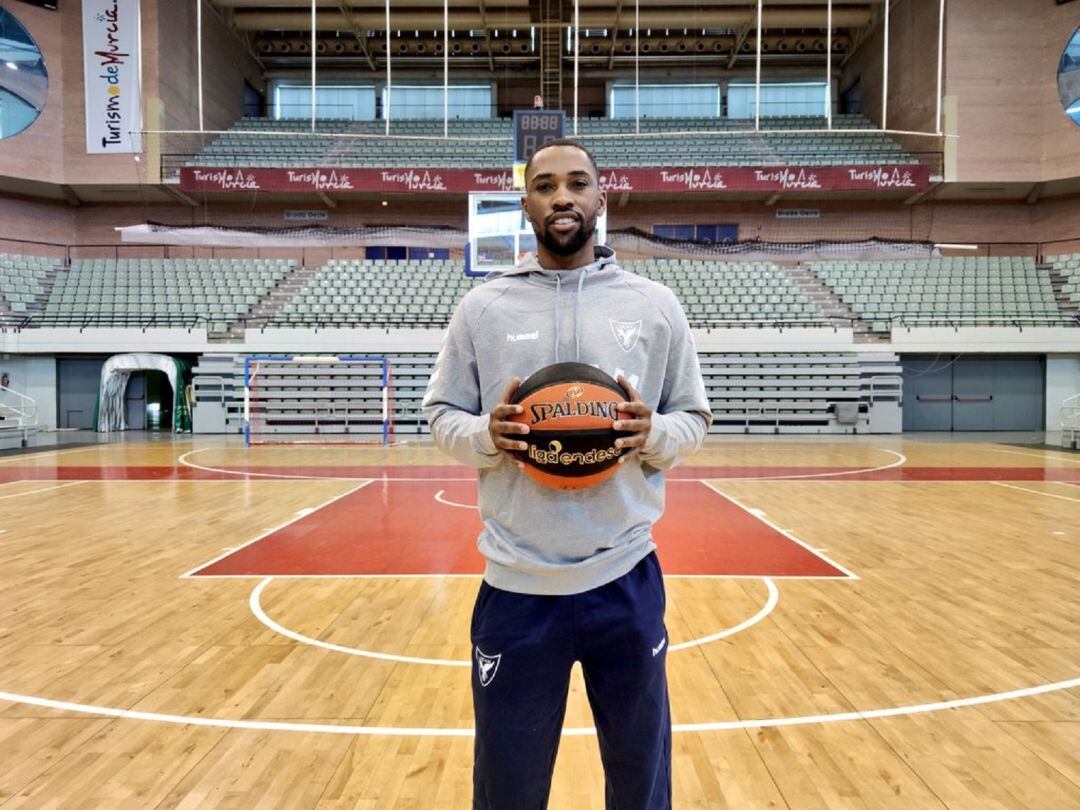 Isaiah Taylor en su presentación