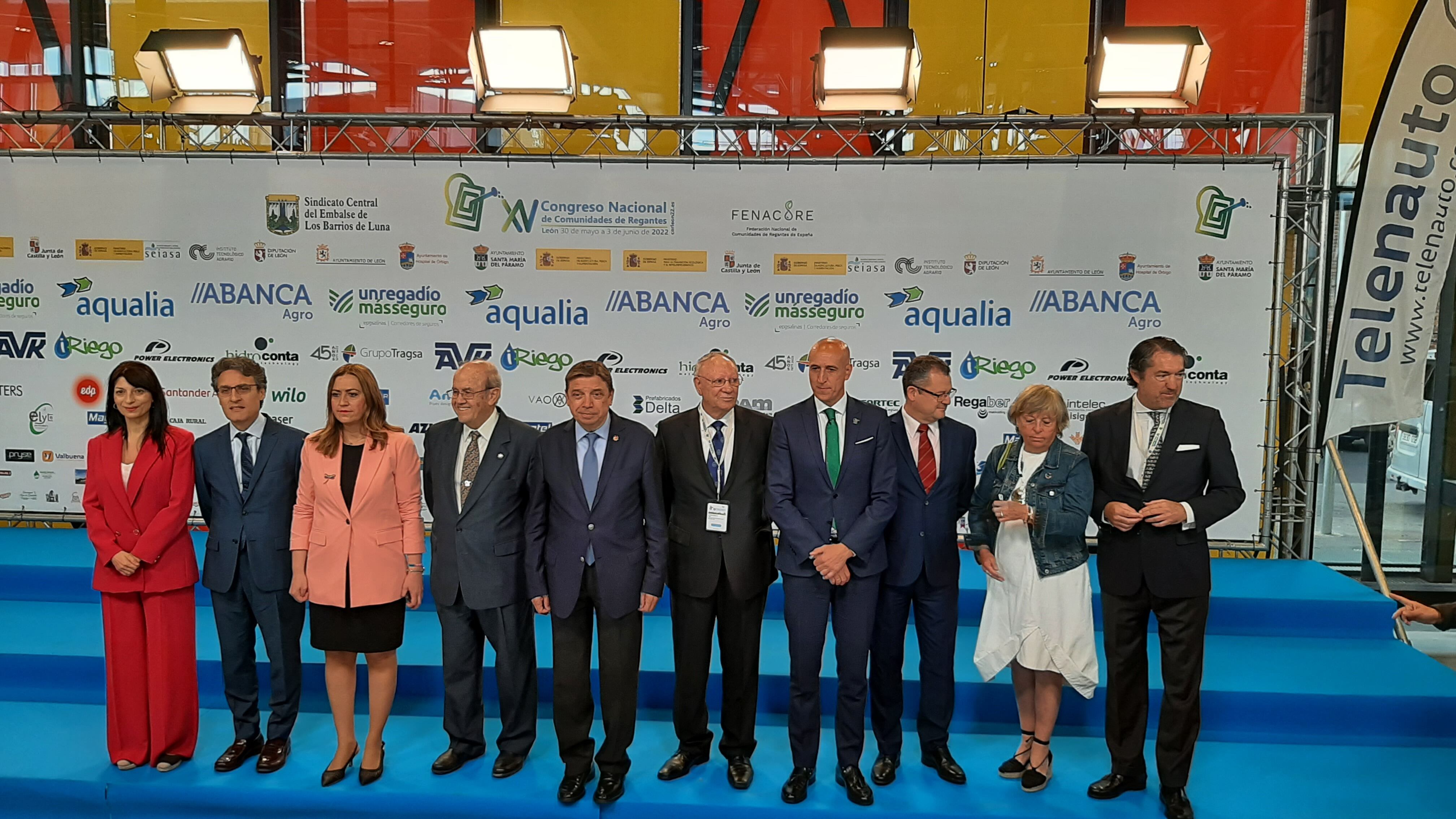 El Ministro de Agricultura, Luis Planas, encabeza la comitiva de clausura del XV Congreso Nacional de Comunidades de Regantes celebrado en León