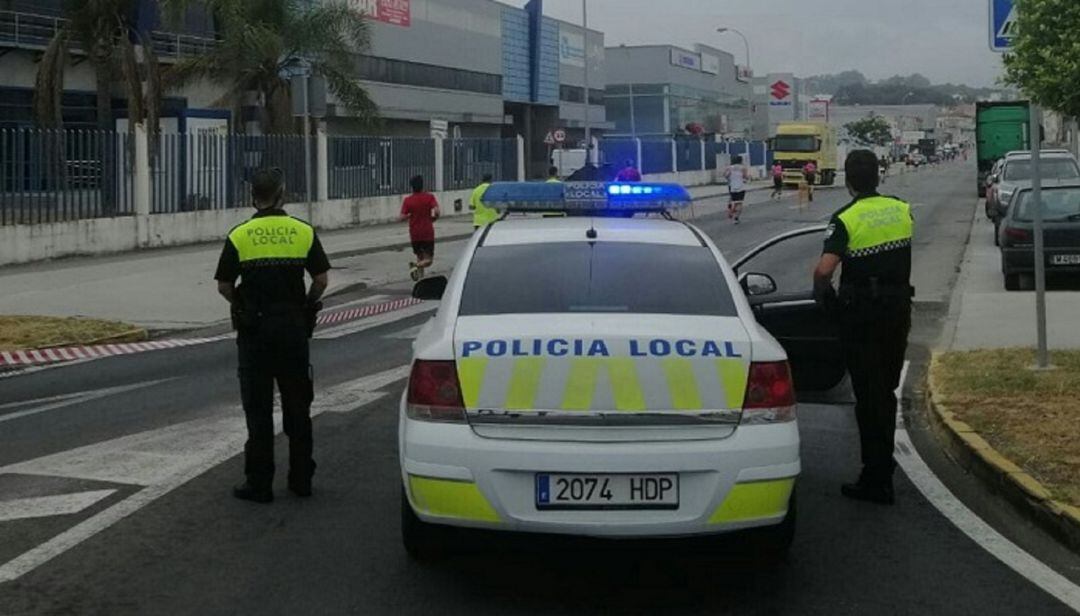 Agentes de policía en La Menacha.