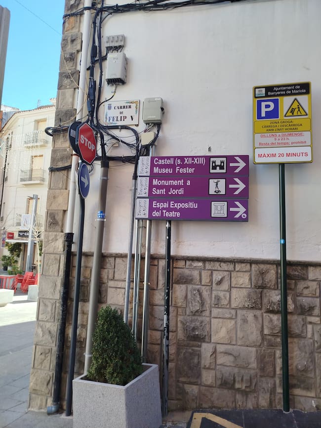 Calle Felipe V en Banyeres de Mariola