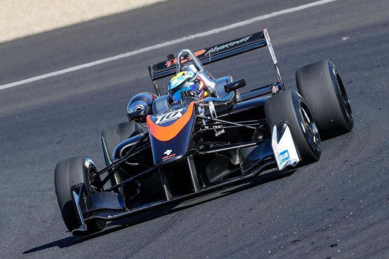 Un EuroFormula Open rodando en Jerez en unos test del año anterior