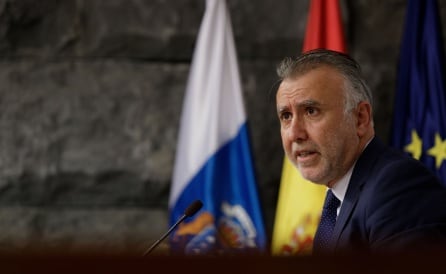 Ángel Víctor Torres durante un momento de la comparecencia tras la celebración del Consejo de Gobierno extraordinario