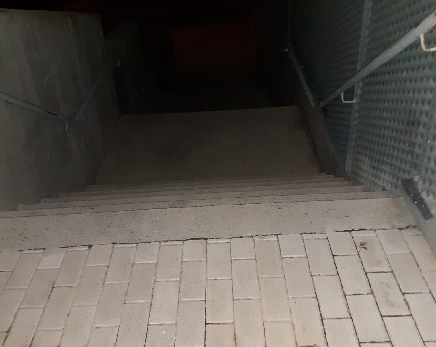 Falta de iluminación en Banderas de Castilla con Kate O'Brian