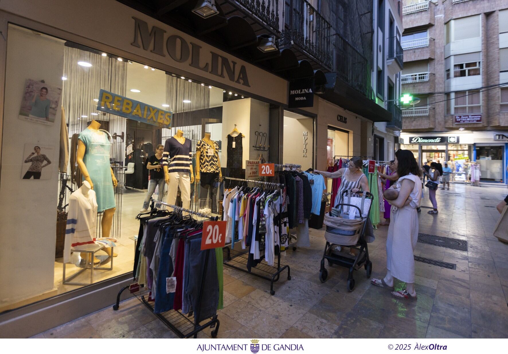 'Botigues a la nit' en Gandia