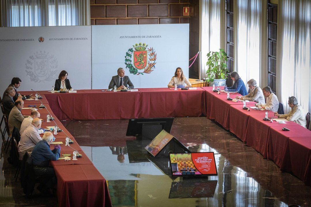 Puesta en marcha de la Comisión por el Futuro de Zaragoza 