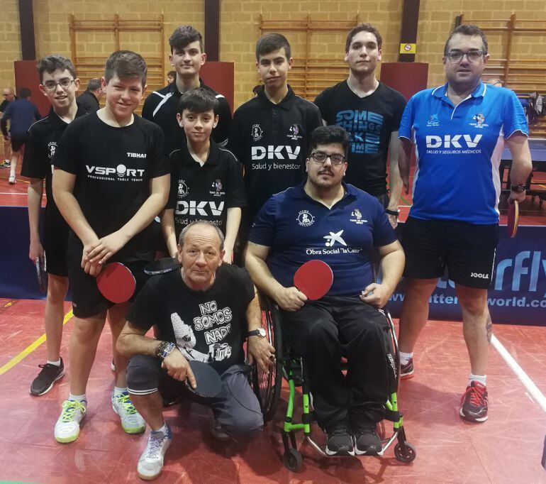 Jugadores del equipo del CTM Jerez que se desplazan a Antequera