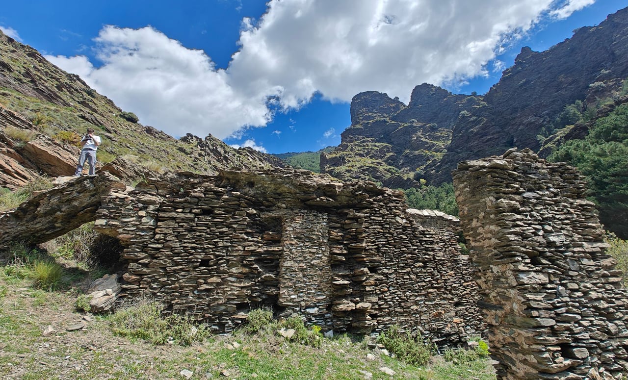 Campamento militar del Tajo del Reyecillo, en Bérchules, en la Alpujarra granadina