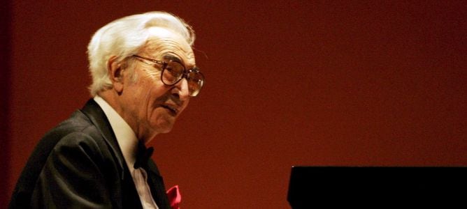 El legendario pianista de jazz Dave Brubeck durante una actuación en 2005