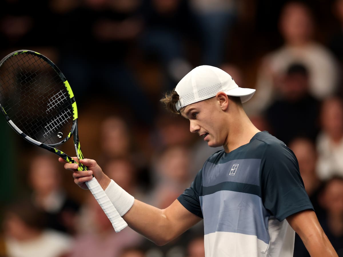 Holger Rune sigue sin poder salir de Doha: "Estamos escuchando los misiles y las alarmas sin poder dormir"