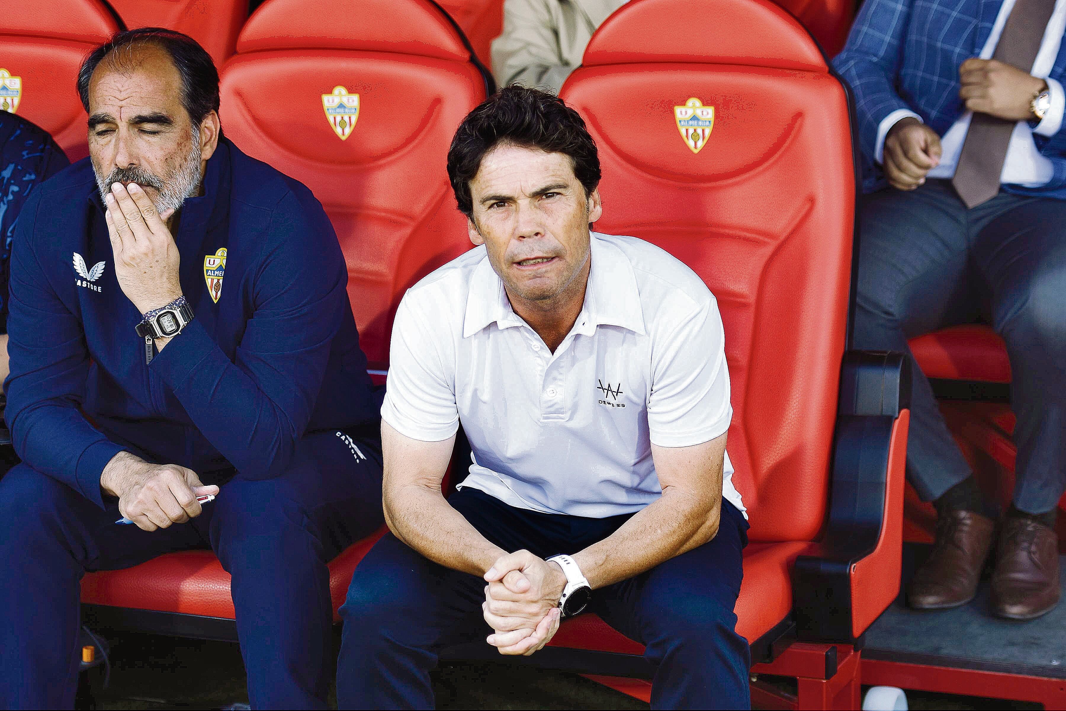 El entrenador del Almería analiza el partido ante el Valladolid.